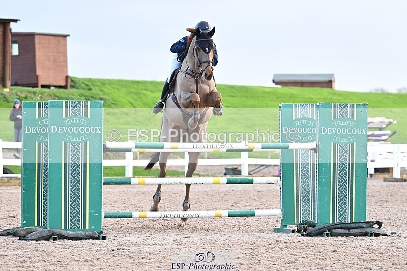 251206-145109-01385 - Cls 15 National 1.30m and 1.40m