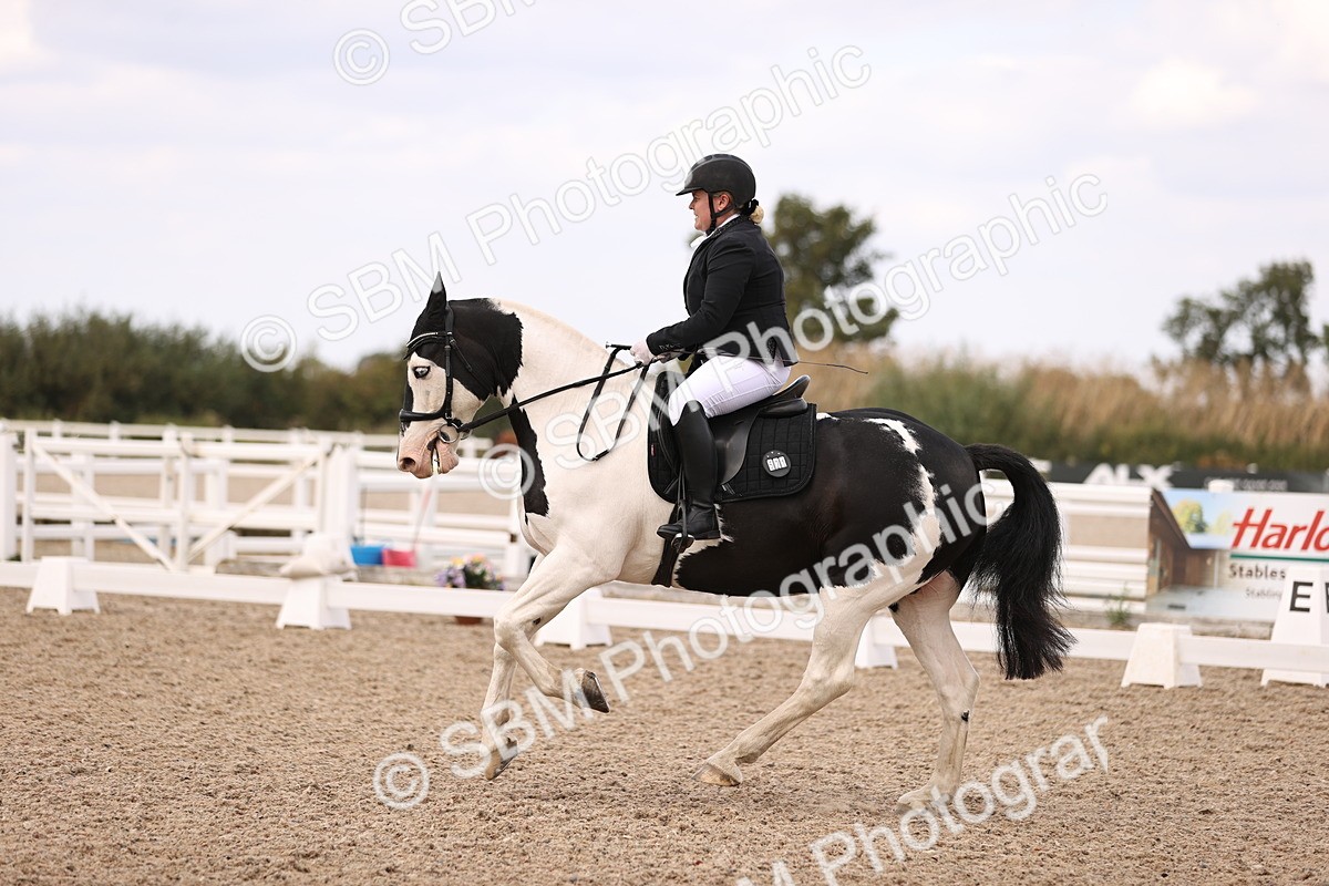 SBM_06000 - Class 37 Novice 5