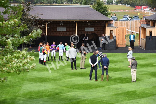 yr04092022p1-6 - 12.30pm 148cm Conditions Pony Race