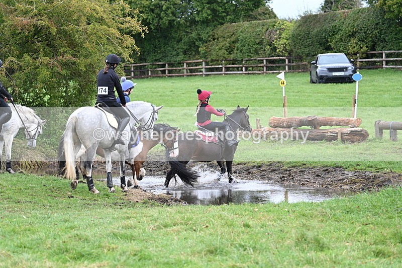 WJ7_1307 - Time at Photographer 12:35 to 13:04