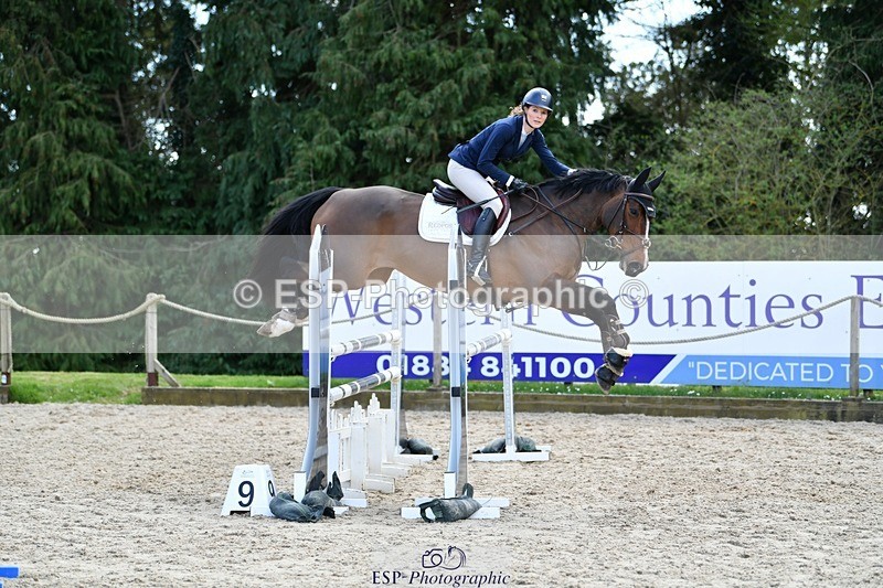 240324-123329-02586 - Cls 9 Snr 1.05m Open