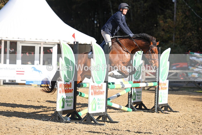 3E7A5313 - Class 4: Senior British Novice/90cm open