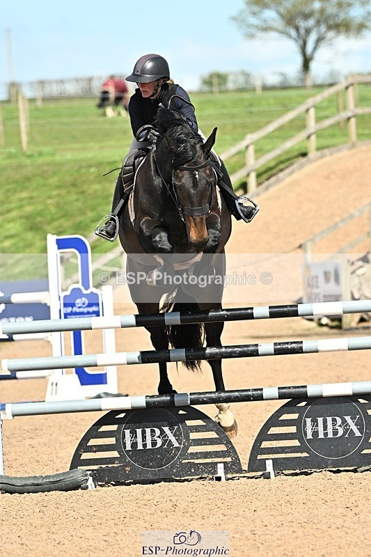 250416-151448-01653 - Cls 6 Foxhunter and 1.20m