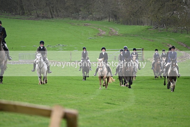 WJ6_9101 - Line Three