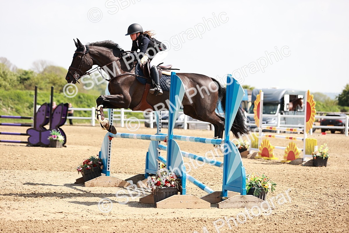  - Class 23 - Senior 1.05m