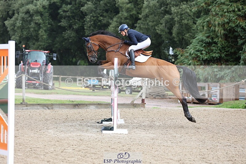 250831A-120504-10092 - Cls 42 Snr 1m Grand Prix