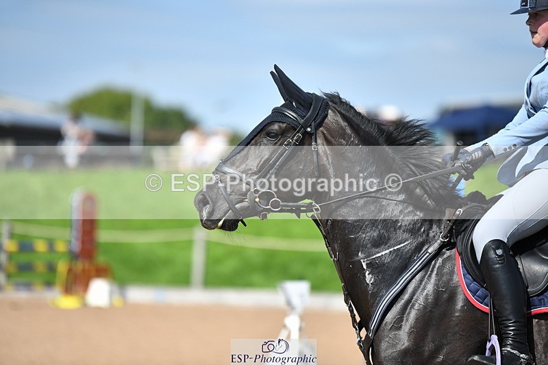 230903A-132504-04777 - Cls 15B U21 Intro 1m