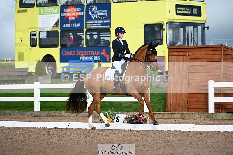 240218A-155340-09251 - 219-Jessica.Davies-Kadanz.II