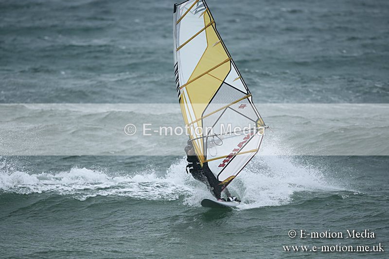 WS 150913-87 - Windsurfing