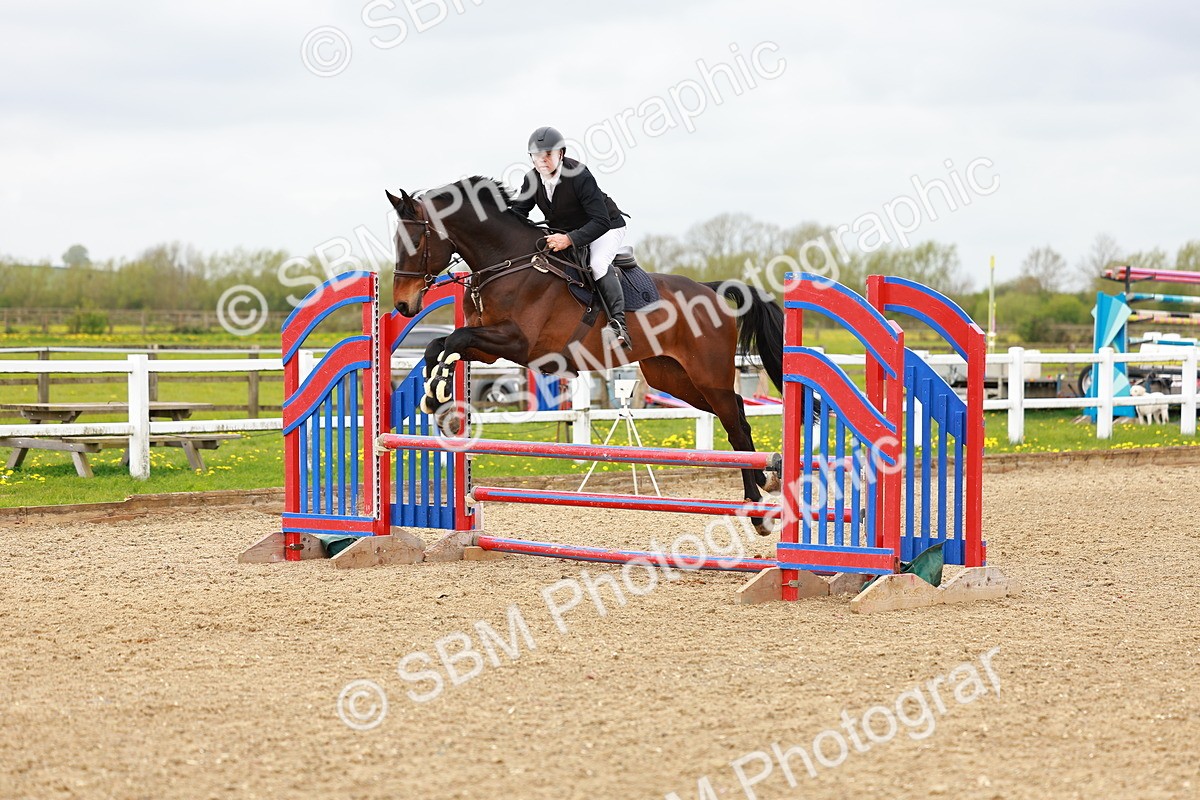 SBM_001947 - class 8 - Senior British Novice - 90cm