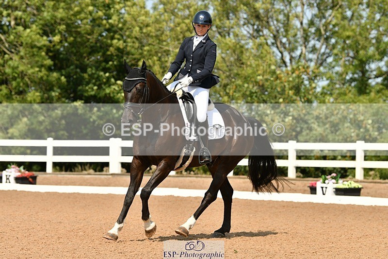 250817-115126-08684 - 113-Chloe.BakerFirst.Date.III