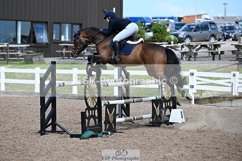 240605A-144651-00794 - Cls 4 Newcomers and 1.10m Open