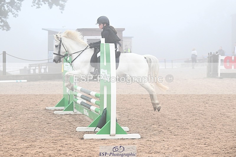 240907A-092649-00111 - Cls 1 Pony Intro 70cm