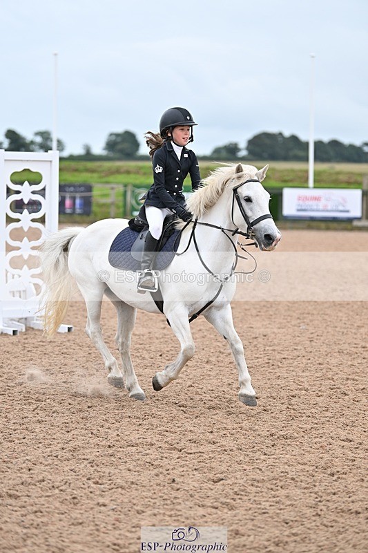 240813-172551-00469 - Classes 3A&B & 4 70cm