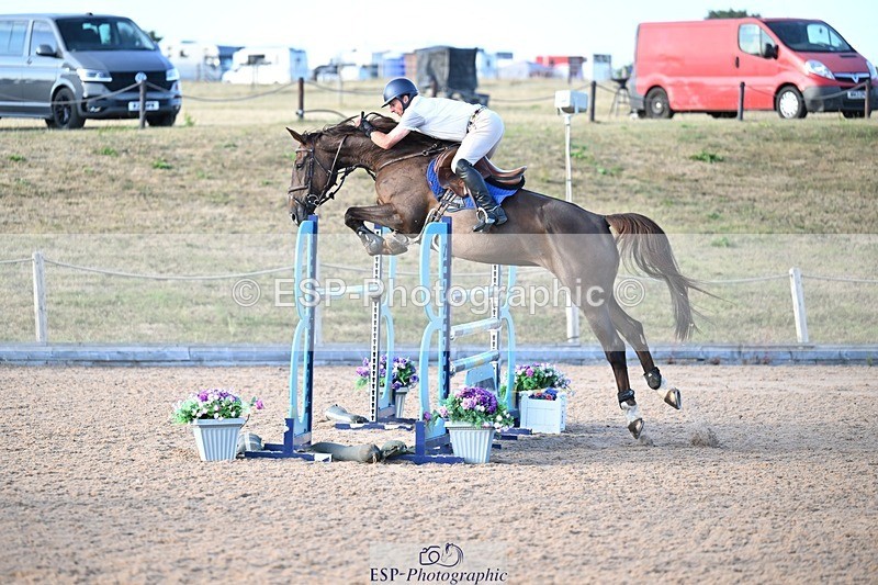 260731-193255-07164 - Cls 15 Snr Foxhunter