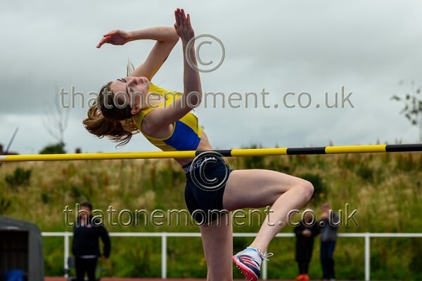 ComMast25-919869 - Field Female Set One