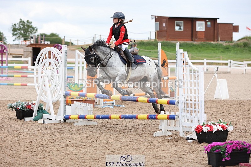 240630A-180024-16252 - Cls 28 Stepping Stones 128cm + 138cm