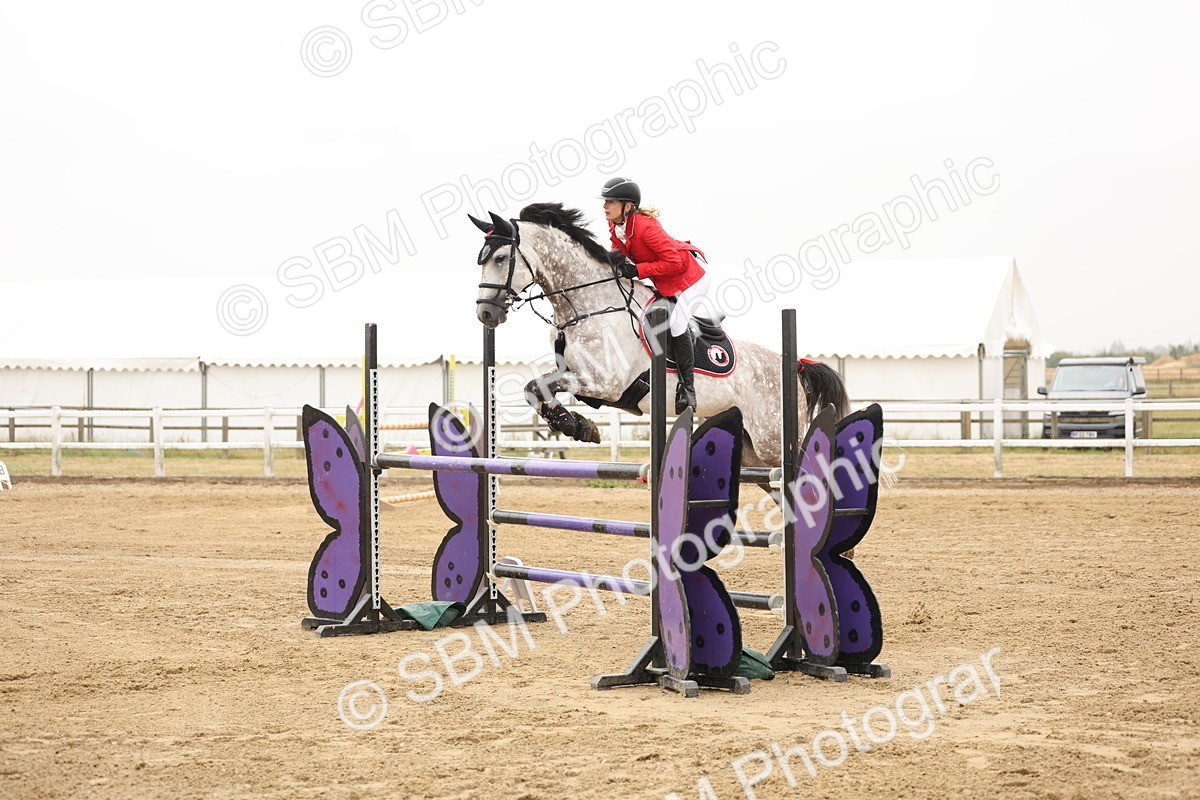 SBM_024082 - Class 6 - Senior Newcomers 1.10m