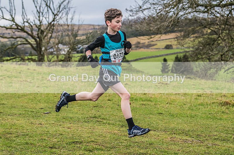 Cunswick U13-18 - Kendal Winter League Cunswick Scar Junior Under 13 Fell Race Sunday 26th January 2025