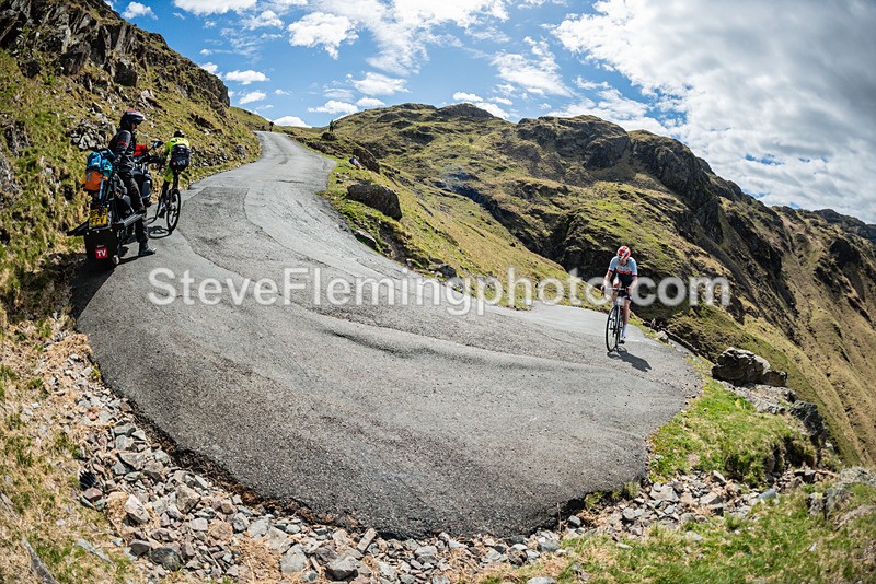105845 - Hardknott Hairpin 11.00 - 12.00
