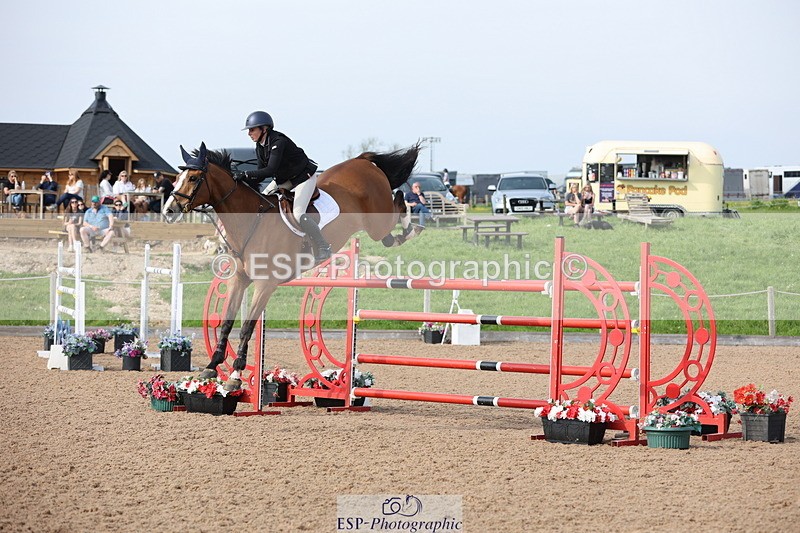 240511A-170356-15172 - Cls 38 National 1.40m Open