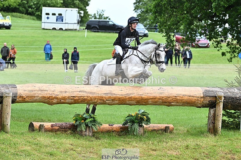 240526-132640-22851 - 421-ASK_FOR_MANCHIER-Tom_Jackson