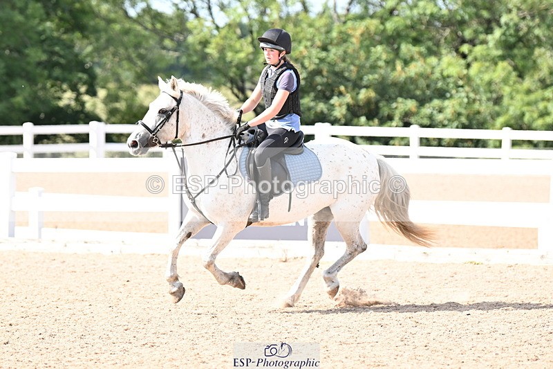 250821B-154052-00582 - Group B - Danielle