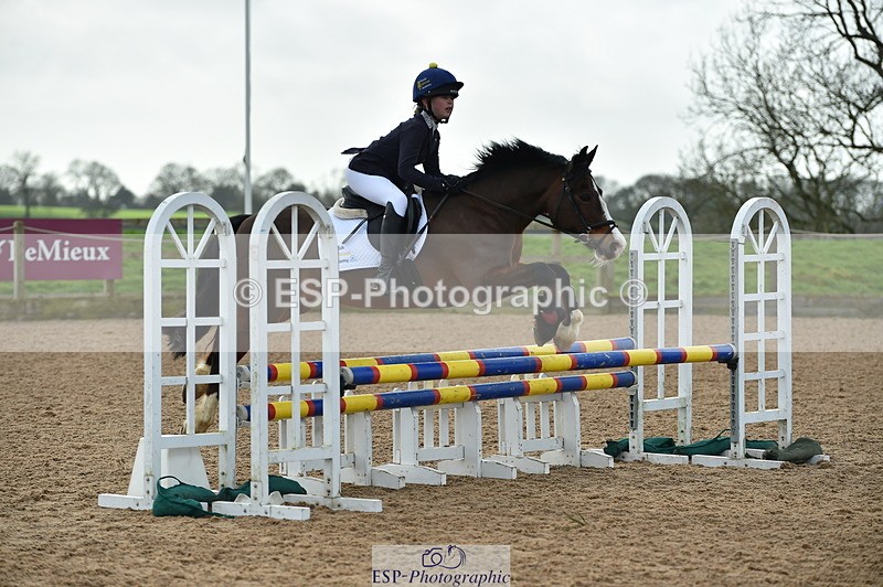 240210A-121218-00987 - Cls 19+20 Club and Schools 80cm