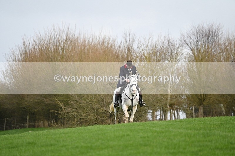 WJ6_9185 - Line Three