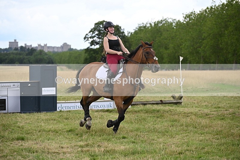 WJ6_4900 - Time at Jump 13:04 to 13:34