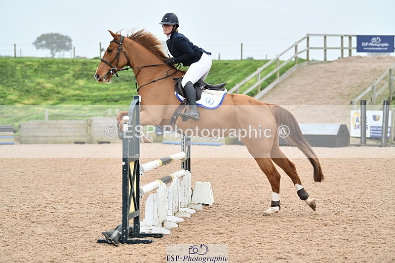 241102A-111844-04256 - SAT Cls 9 British Novice and 90cm Open