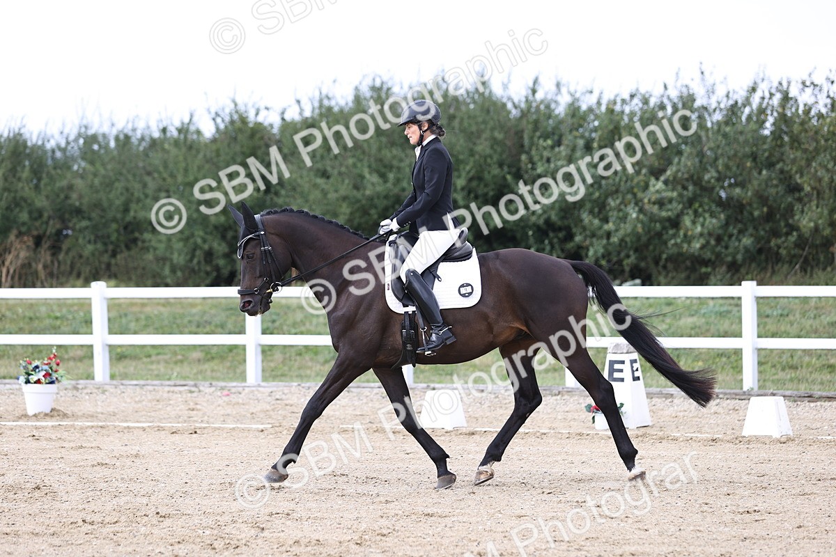 SBM_017939 - Class 14 - Novice 23 - 15.16-16.19