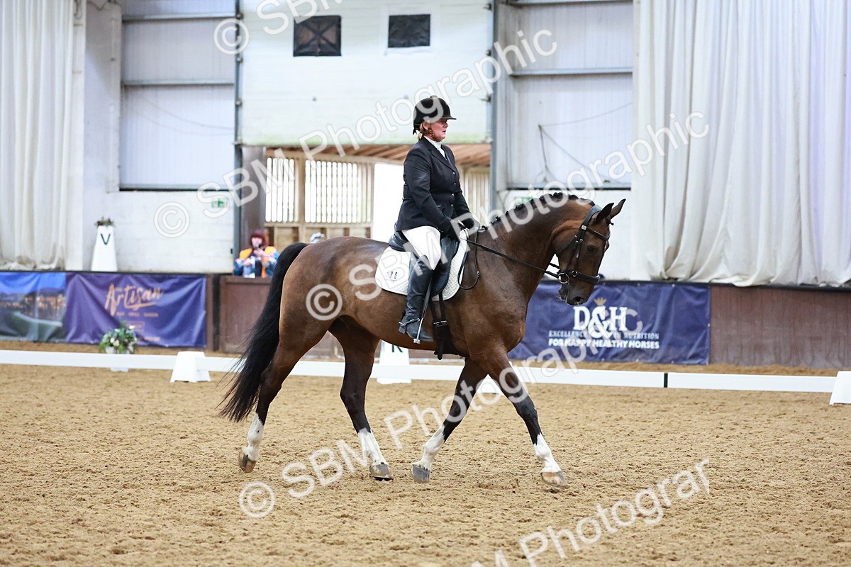 SBM_004374 - Class 12 - E2 Championship - 14.50-15.53