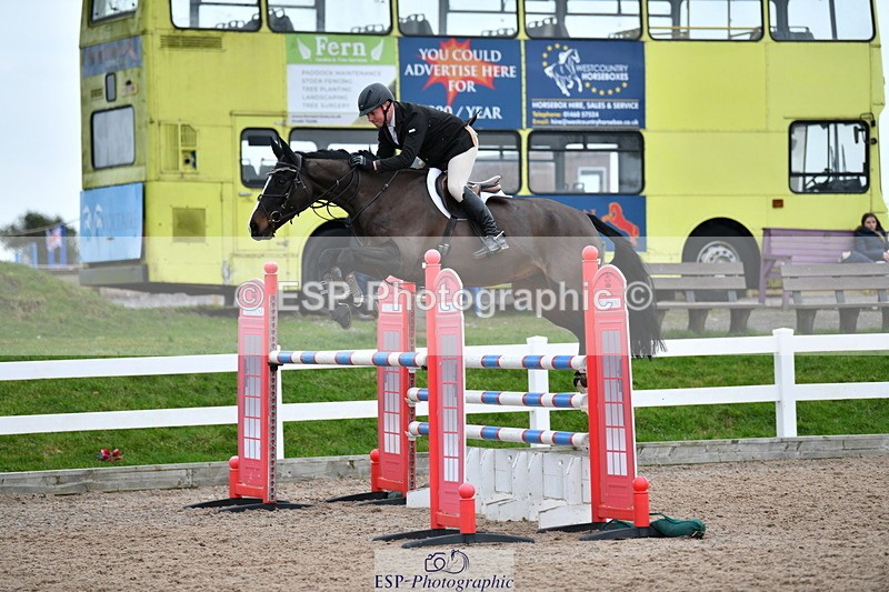 240124A-142248-00827 - Cls 5 Foxhunter & 1.20m Open