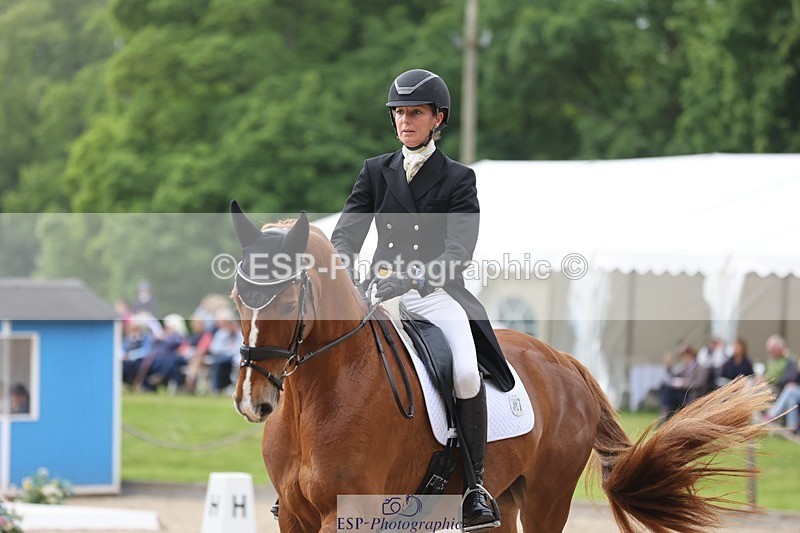 240524-154955-09989 - 367-CROSSTOWN_FINTANS_LAST-Catherine_Burrell