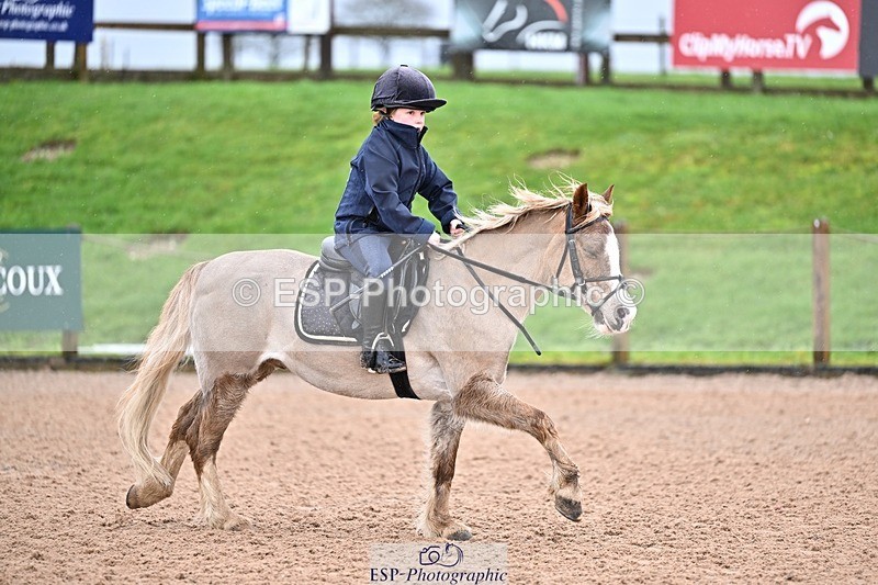 260208-130757-01282 - Cls 18 Clear Round 50cm