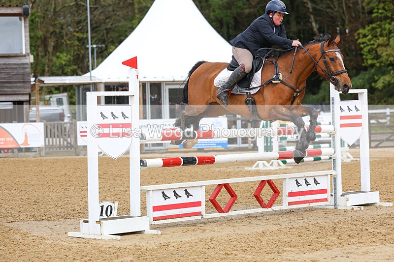 3E7A1623 - Class 7: Senior Newcomers/1.10m open