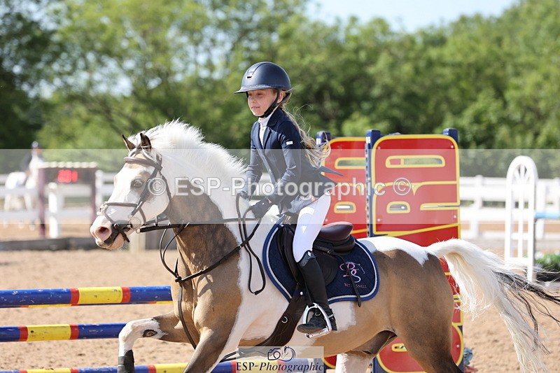 240629A-163934-08110 - Cls 13 Stepping Stones 128cm + 138cm