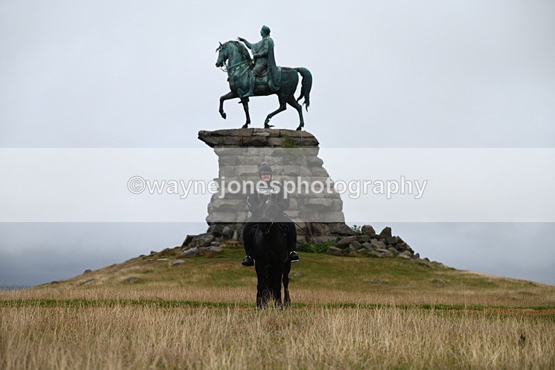 DSC_2171 - Time at Statue 12:13 to 12:32