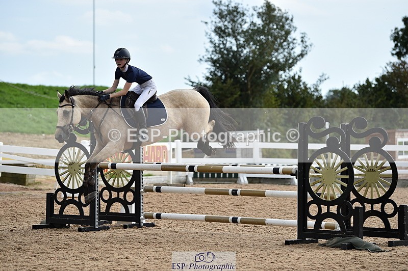 230903A-150614-05327 - Cls 21 Pony Foxhunter & 1.10m Open