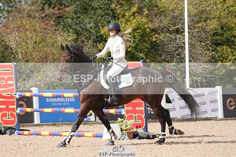 251005-132457-03516 - Cls 27 1.05m Amateur Qualifier