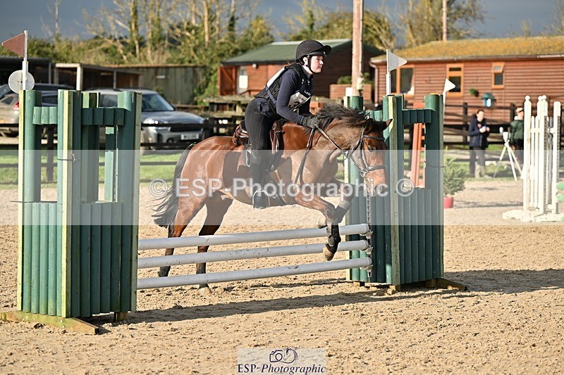 241110-132547-00832 - 60-65cm Arena Eventing