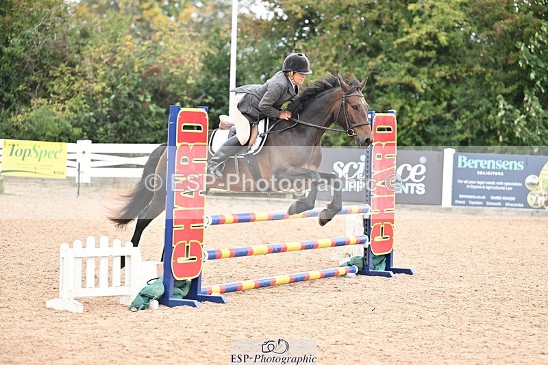 250920-110538-00381 - Cls 22+23 Club and Schools 70cm