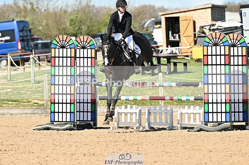 250416-152557-01731 - Cls 6 Foxhunter and 1.20m