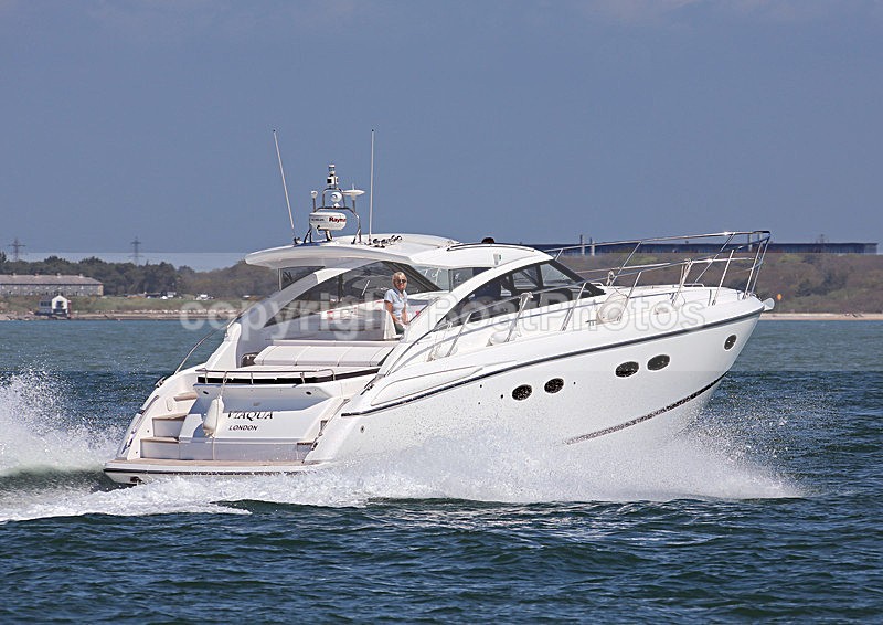 130506 VIAQUA WT7A0181 - Motorboats - Hardtop