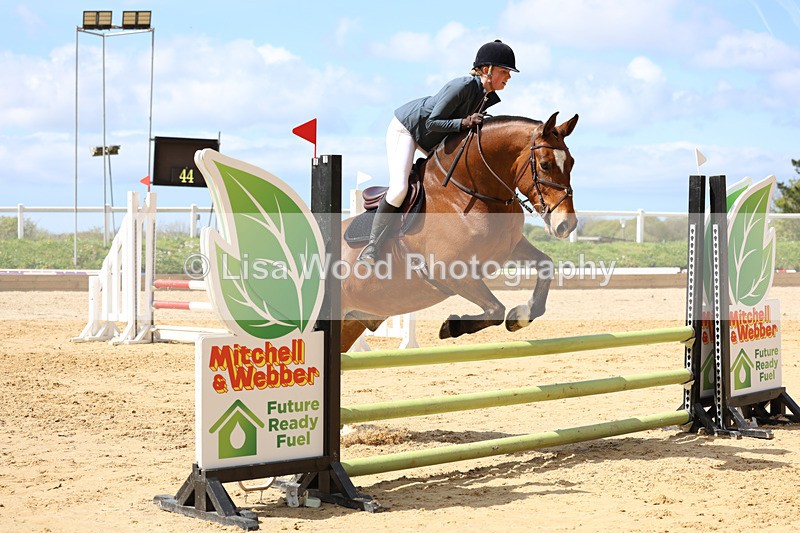 3E7A7699 - Class 9: 80cm Senior