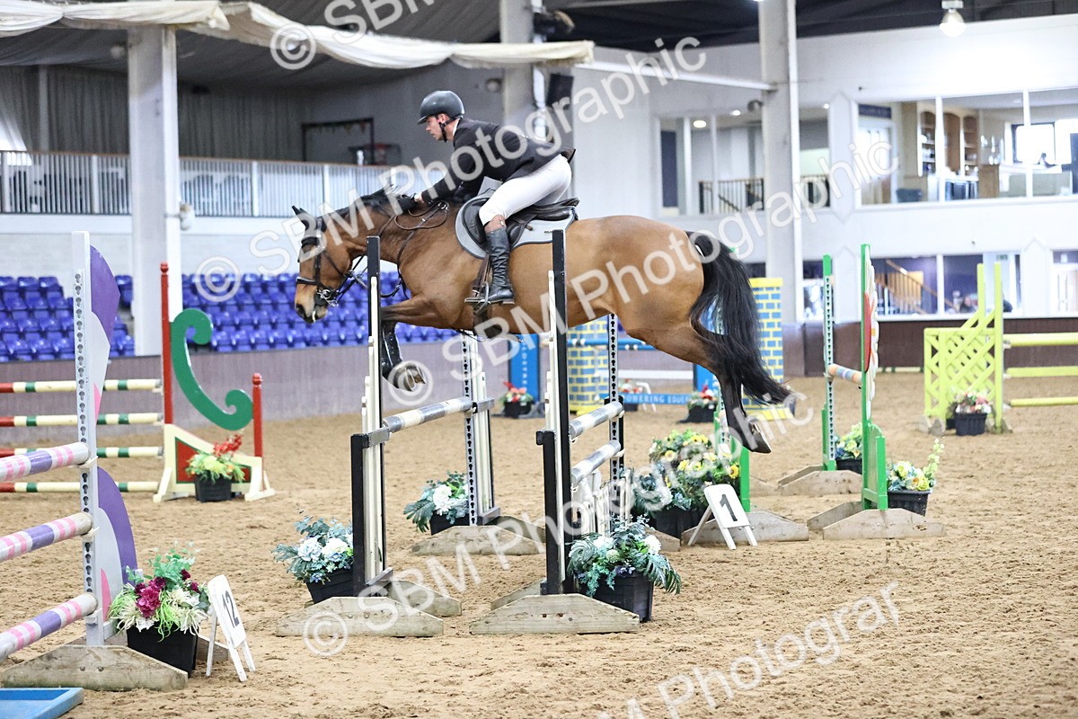 SBM_006058 - Class 16 - Senior Newcomers - 1.10m Open