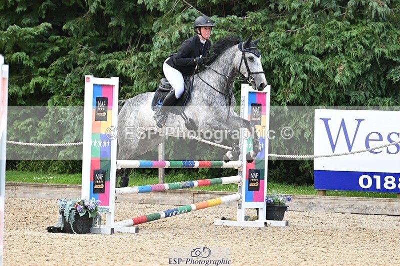 240704-101635-00579 - Cls 6 British Novice and 90cm Open