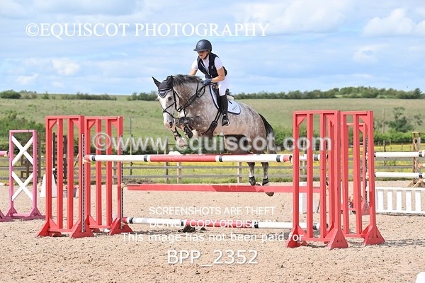 BPP_2352 - CLASS 24 SUN National 1.30m Open
