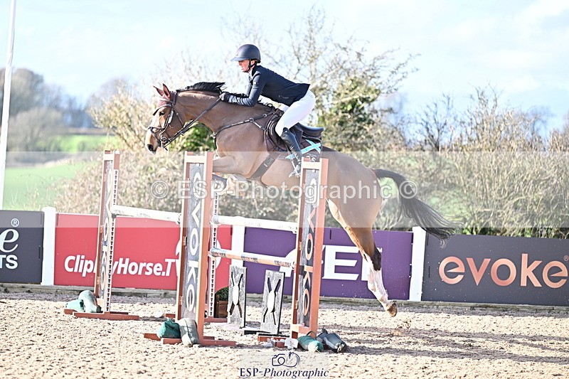 260204A-140021-00420 - Cls 5 Foxhunter and 1.20m